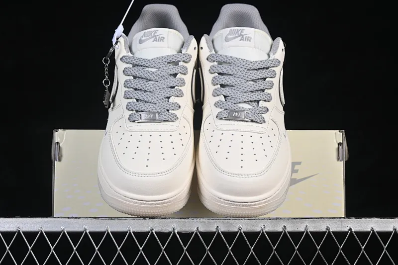 All Categories Nk Air Force 1 Air Force Series Nk Air Force 1 Low Air Force Low Nike Air Force 1'07 Low Joint Sand Brown Navy Air Force One Low Casual Shoes SM6668-133
